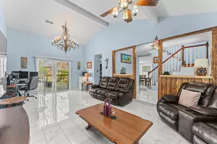 228 April Waters Dr W, Conroe, TX 77356 - Photo 11