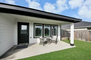 1137 Buffalograss Trl, Sealy, TX 77474 - Photo 39
