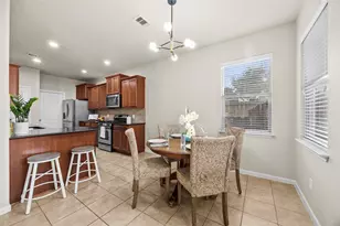 21803 Leigh Creek Dr, Spring, TX 77388 - Photo 11
