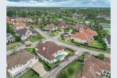 9503 Martha Springs Drive, Houston, TX 77070 - Photo 47