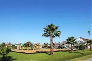 21233 Gulf Dr, Galveston, TX 77554 - Photo 47