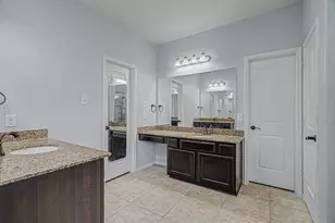 4022 Cypress Point Dr, Mont Belvieu, TX 77523 - Photo 25