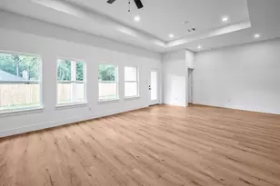 12111 Brightwood Dr, Montgomery, TX 77356 - Photo 11