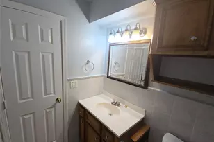 13806 Long Glen Dr, Houston, TX 77039 - Photo 11