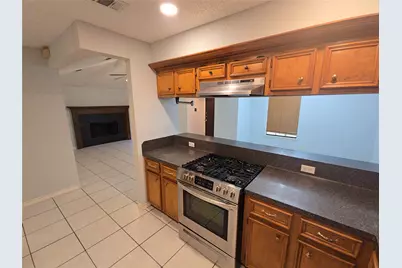 13806 Long Glen Drive, Houston, TX 77039 - Photo 7