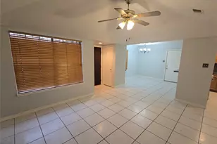 13806 Long Glen Dr, Houston, TX 77039 - Photo 5