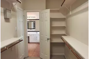 10623 Wallingford Pl, Houston, TX 77042 - Photo 45