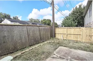 10623 Wallingford Pl, Houston, TX 77042 - Photo 43