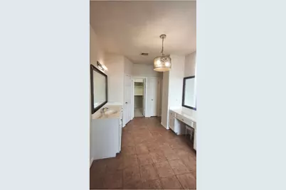 10623 Wallingford Place, Houston, TX 77042 - Photo 41