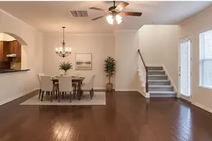 10623 Wallingford Pl, Houston, TX 77042 - Photo 9