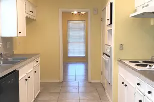 12331 Scarcella Ln, Meadows Place, TX 77477 - Photo 3