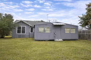 716 Olive St, Wharton, TX 77488 - Photo 13