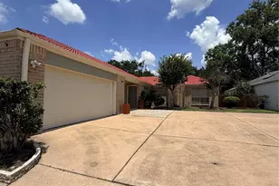 7846 Bankside Dr Dr, Houston, TX 77071 - Photo 3