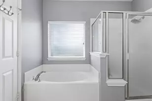 15592 Sandtrap Dr, Waller, TX 77484 - Photo 39