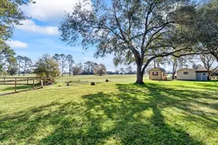 15592 Sandtrap Dr, Waller, TX 77484 - Photo 7