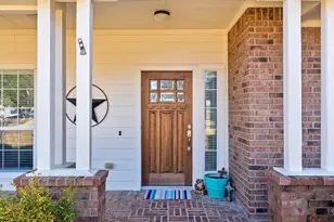 15592 Sandtrap Dr, Waller, TX 77484 - Photo 9