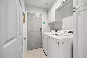 7018 Afton Woods Dr, Houston, TX 77055 - Photo 21