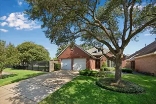 7018 Afton Woods Dr, Houston, TX 77055 - Photo 3