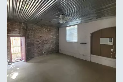 1407 Broadway Street, Galveston, TX 77550 - Photo 3