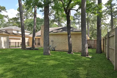 2034 Lakeville Drive, Kingwood, TX 77339 - Photo 3