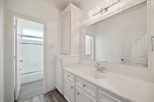 4111 Thistle Hill Ct, Sugar Land, TX 77479 - Photo 23