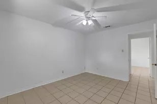 113 Hillendale Dr, Livingston, TX 77351 - Photo 21