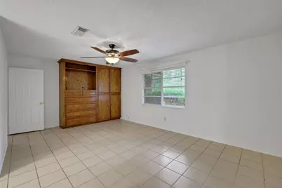 113 Hillendale Drive, Livingston, TX 77351 - Photo 17