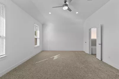 4525 Iguaza Falls Drive, Conroe, TX 77303 - Photo 15