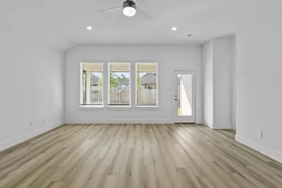 4525 Iguaza Falls Drive, Conroe, TX 77303 - Photo 13