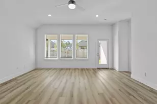 4525 Iguaza Fls Dr, Conroe, TX 77303 - Photo 13
