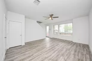 18527 Centro Row, Shenandoah, TX 77385 - Photo 7