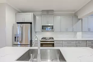 2202 Wentworth St, Houston, TX 77004 - Photo 9
