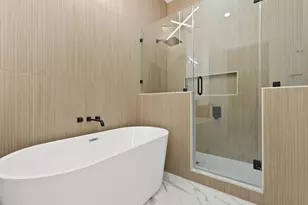 6631 - 6629 Katarani Dr, Houston, TX 77091 - Photo 19