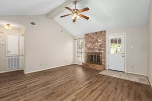 2751 Longleaf Pines Dr, Houston, TX 77339 - Photo 7