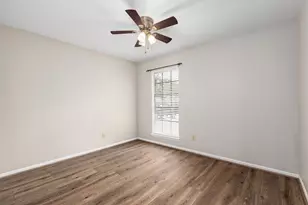 2751 Longleaf Pines Dr, Houston, TX 77339 - Photo 15