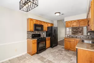 2751 Longleaf Pines Dr, Houston, TX 77339 - Photo 3