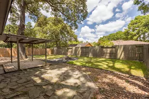 2751 Longleaf Pines Dr, Houston, TX 77339 - Photo 21
