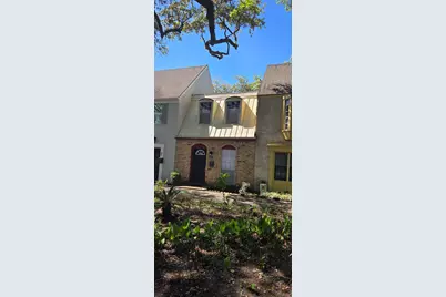 5217 Arboles Drive #D, Houston, TX 77035 - Photo 7