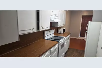 5217 Arboles Drive #D, Houston, TX 77035 - Photo 11