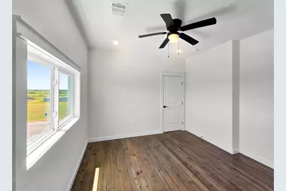 1028 Sunset Circle W, Crystal Beach, TX 77650 - Photo 47