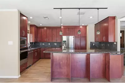 706 Golden Bear Lane, Houston, TX 77339 - Photo 5