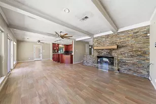 706 Golden Bear Ln, Houston, TX 77339 - Photo 11