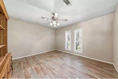 706 Golden Bear Lane, Houston, TX 77339 - Photo 17