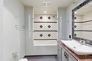 706 Golden Bear Ln, Houston, TX 77339 - Photo 19