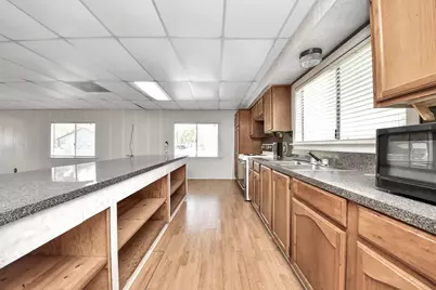 803 Live Oak Street, Sealy, TX 77474 - Photo 13