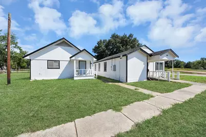 803 Live Oak Street, Sealy, TX 77474 - Photo 3