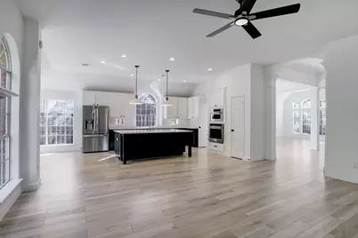 138 Summer Storm Place, The Woodlands, TX 77381 - Photo 9