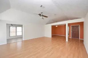 10918 Mulberry Ct, La Porte, TX 77571 - Photo 3