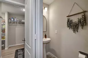 950 21st St, Hempstead, TX 77445 - Photo 15