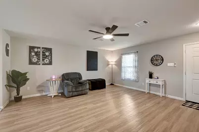 950 21st Street, Hempstead, TX 77445 - Photo 5